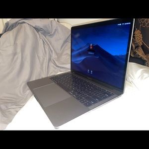 MACBOOK PRO 13 inch 2018 space grey